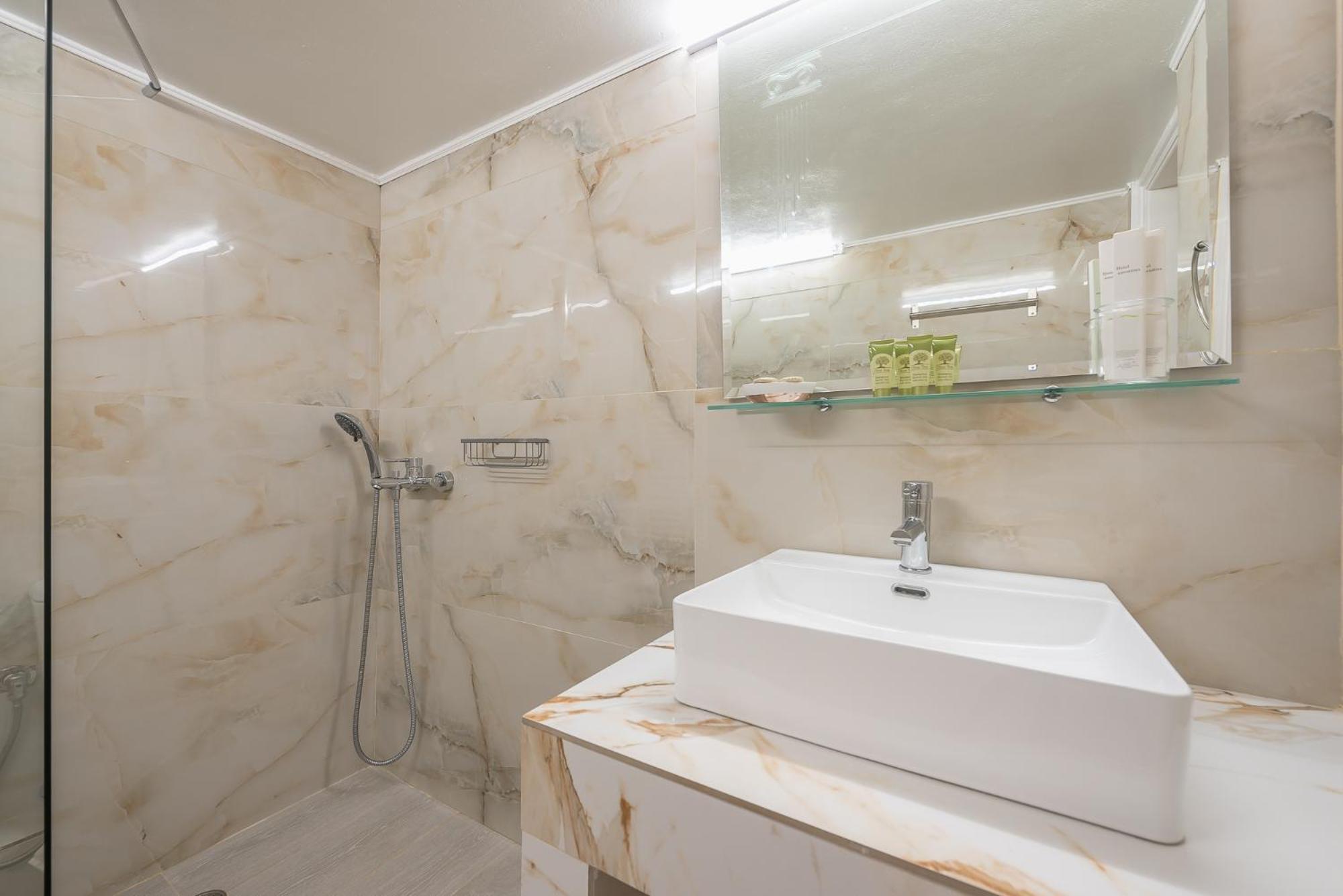 Modern Apartment 200M From Acropolis 100Mbps Netflix Atina Dış mekan fotoğraf